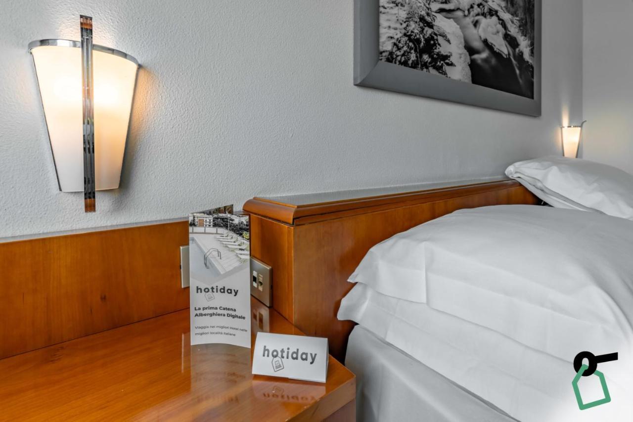 Hotiday Room Collection - Sauze Torre Oulx Exterior foto